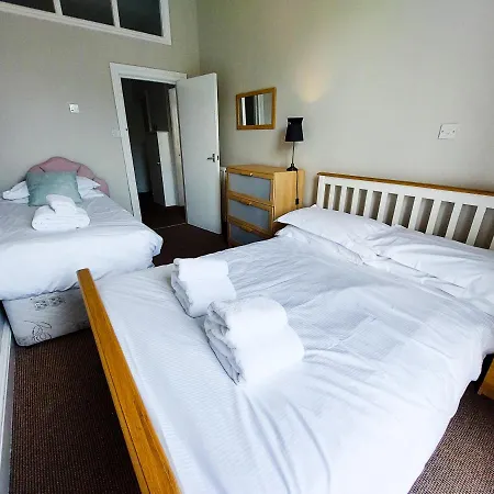 13 Flat 4 Esplanade Gardens Scarborough