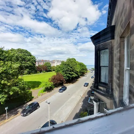 13 Flat 4 Esplanade Gardens Apartman Scarborough